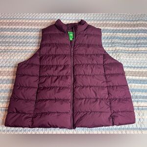 0160- dp Burgundy Quilted Puffer Vest Size 3X Lightweight Zip Front